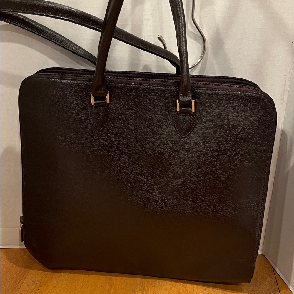 Furla brand new great daytime compartments accordion brown handbag
Long straps